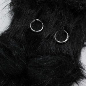 chic black plush cat phone wallet   sleek & unique accessory 7263
