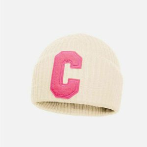 chic curled 'c' beanie   warm & iconic knit design 3989