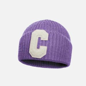 chic curled 'c' beanie   warm & iconic knit design 5696