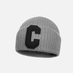 chic curled 'c' beanie   warm & iconic knit design 6935