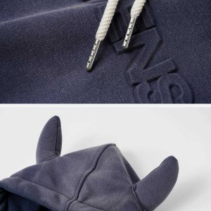 dynamic gradient embossed hoodie zipper detail 5862