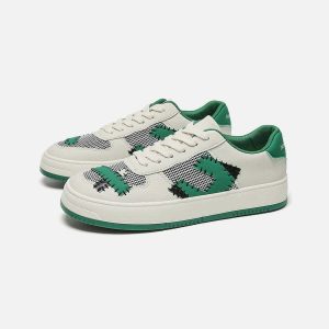 edgy starryclimb skate shoes with destruction patch detail 8710