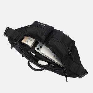 functional style messenger bag   sleek & urban carryall 4431