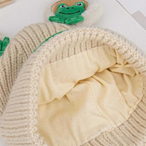 quirky 3d frog beanie cute & youthful streetwear charm 3572