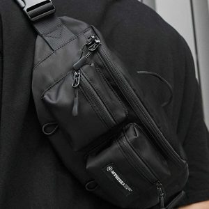 sleek messenger bag   functional & urban style essential 5107