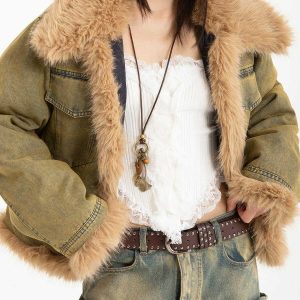 vintage patchwork denim jacket   chic faux fur detail 6344